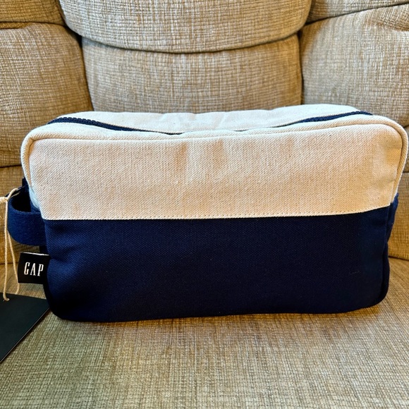 GAP Accessories - Gap Canvas Mini Zipper Bag